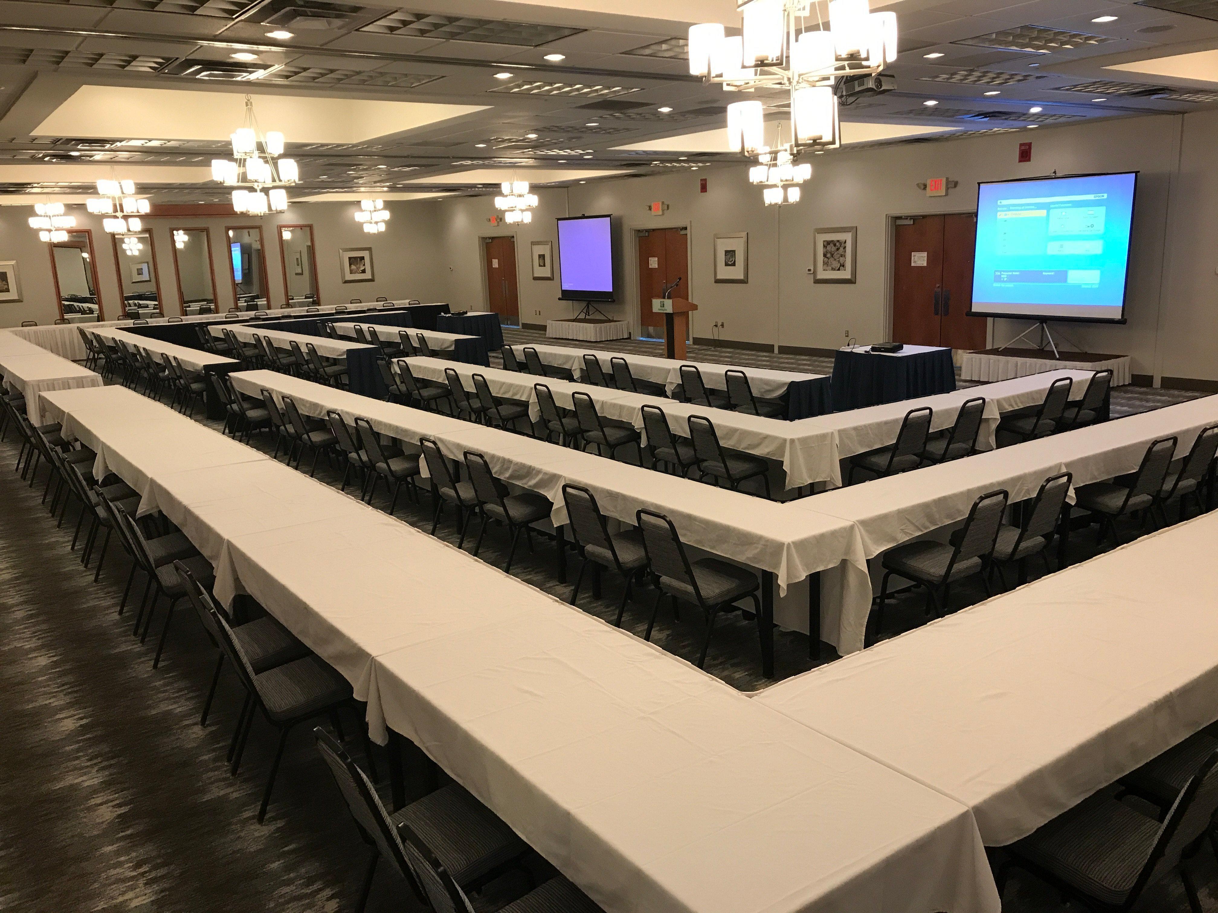 Holiday Inn Martinsburg By Ihg Экстерьер фото