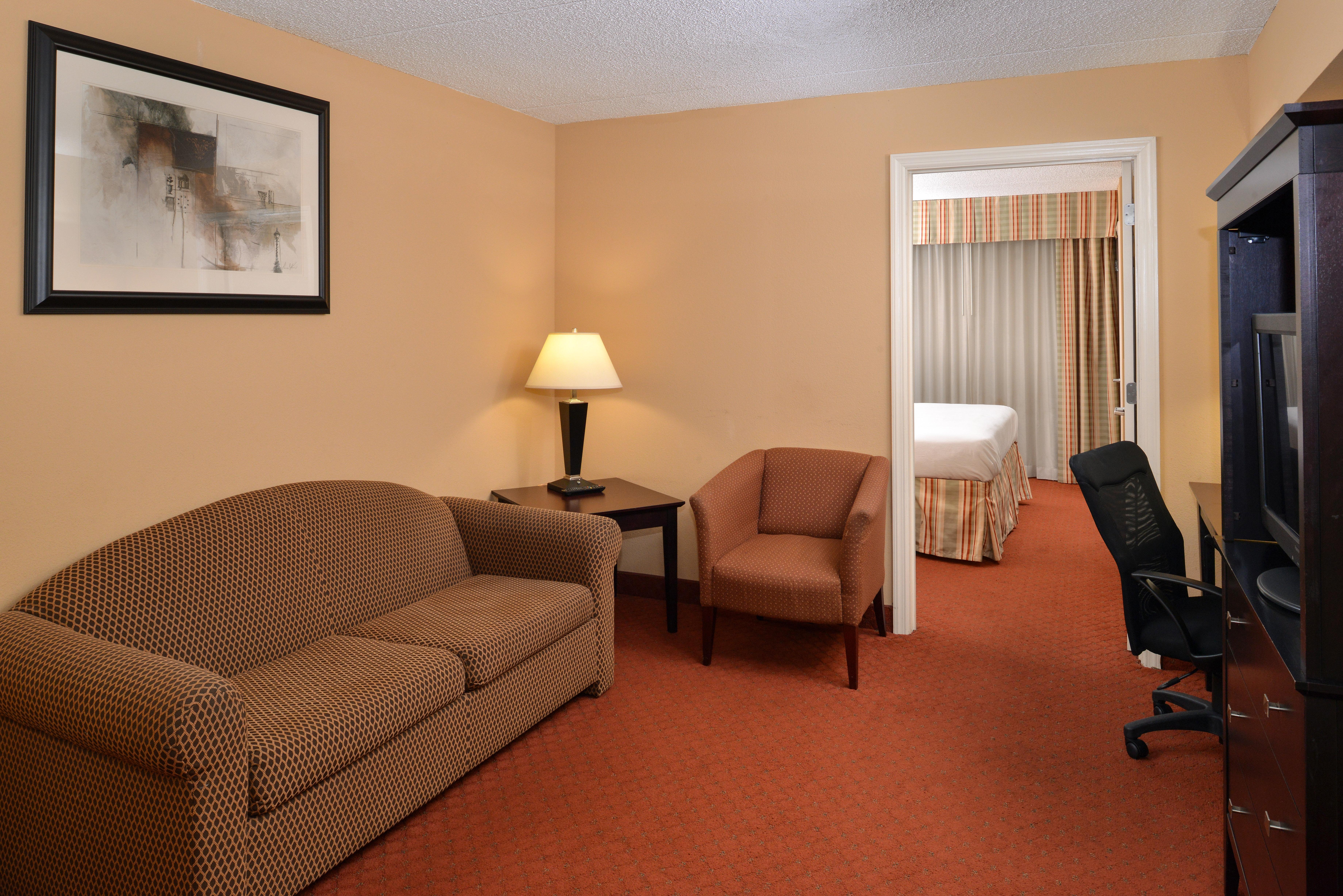 Holiday Inn Martinsburg By Ihg Номер фото